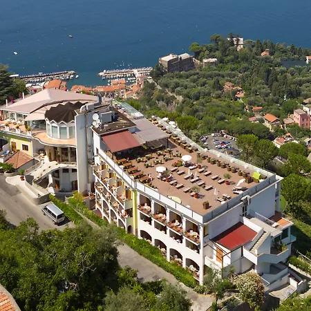 Grand President 4* Sorrento