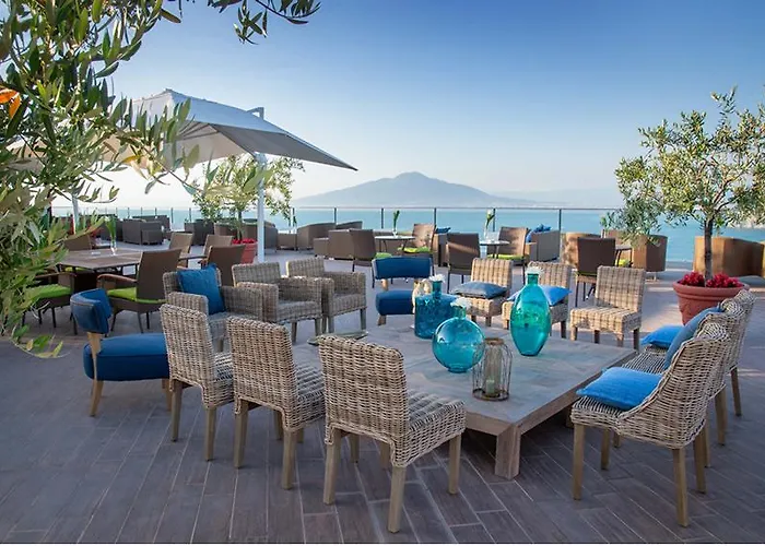 Grand President Hotel 4*