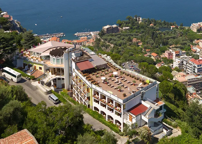 Grand President 4* Sorrento