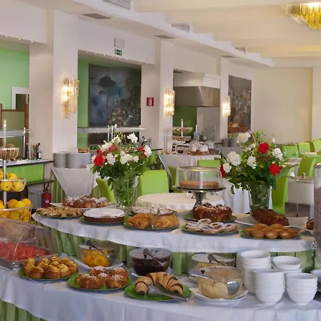 Grand President 4* Sorrento