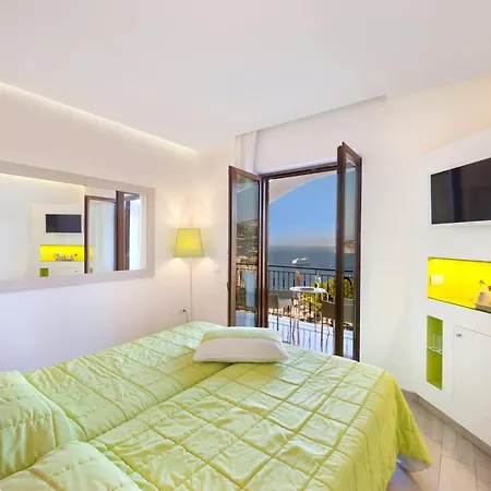 Grand President 4* Sorrento