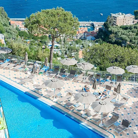 Grand President 4* Sorrento