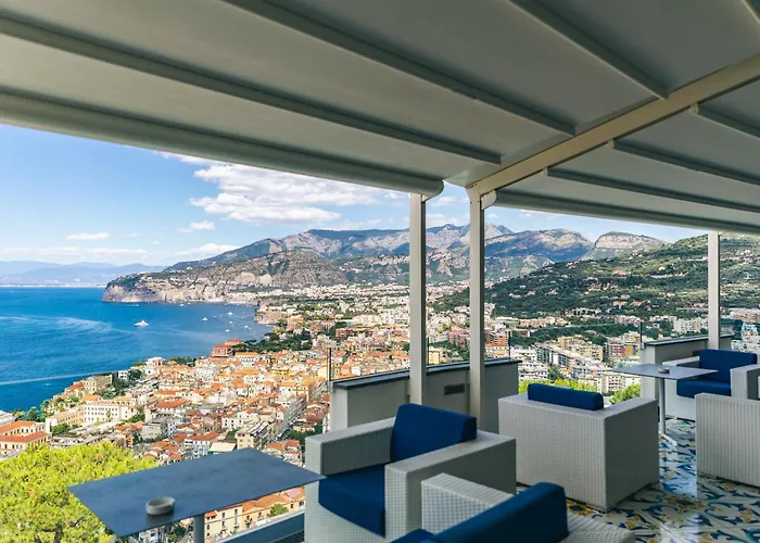 Hotel Grand President 4*