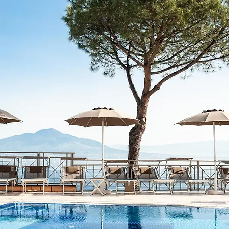 فندق Grand President