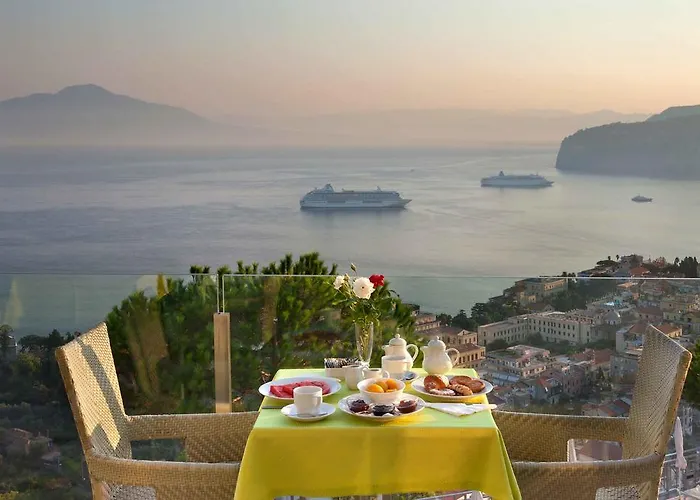 Hotel Grand President 4*